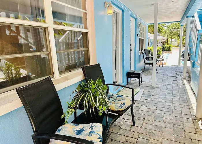 2 Bedroom Beachside Apartment Clearwater Beach