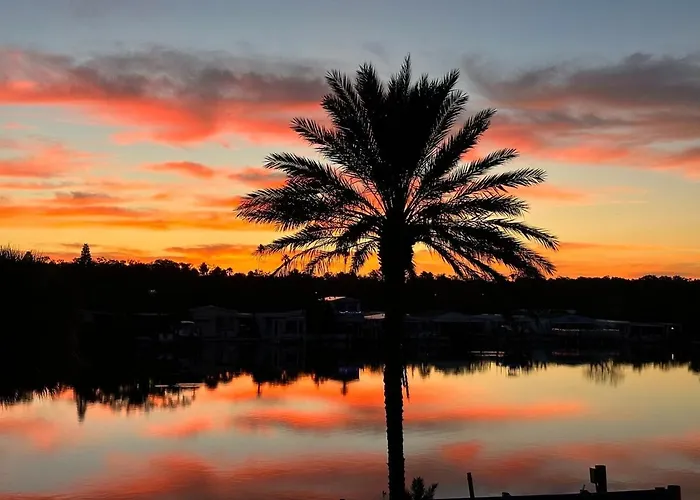 Apartment 2 Bedroom Beachside Clearwater Beach